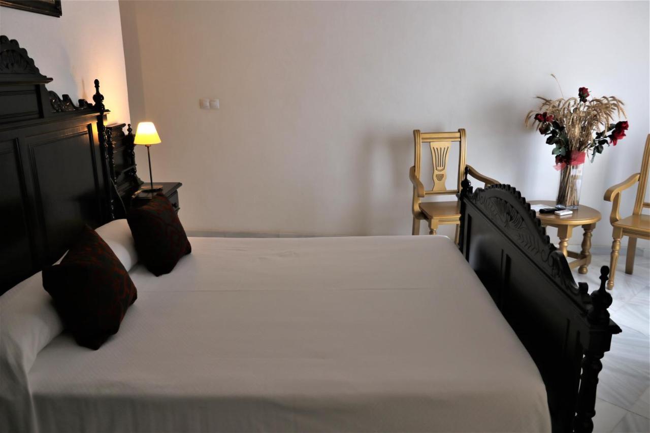 Hostal Ciudad Trigueros Exterior foto